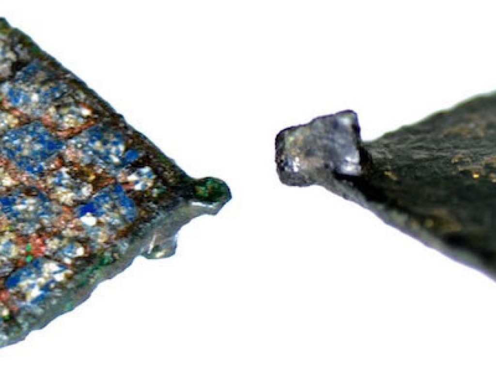 Zeldzame Romeinse Ruitfibula met Millefiore emaille - Riha type 7.14.2 (Lozenge shape millefori)