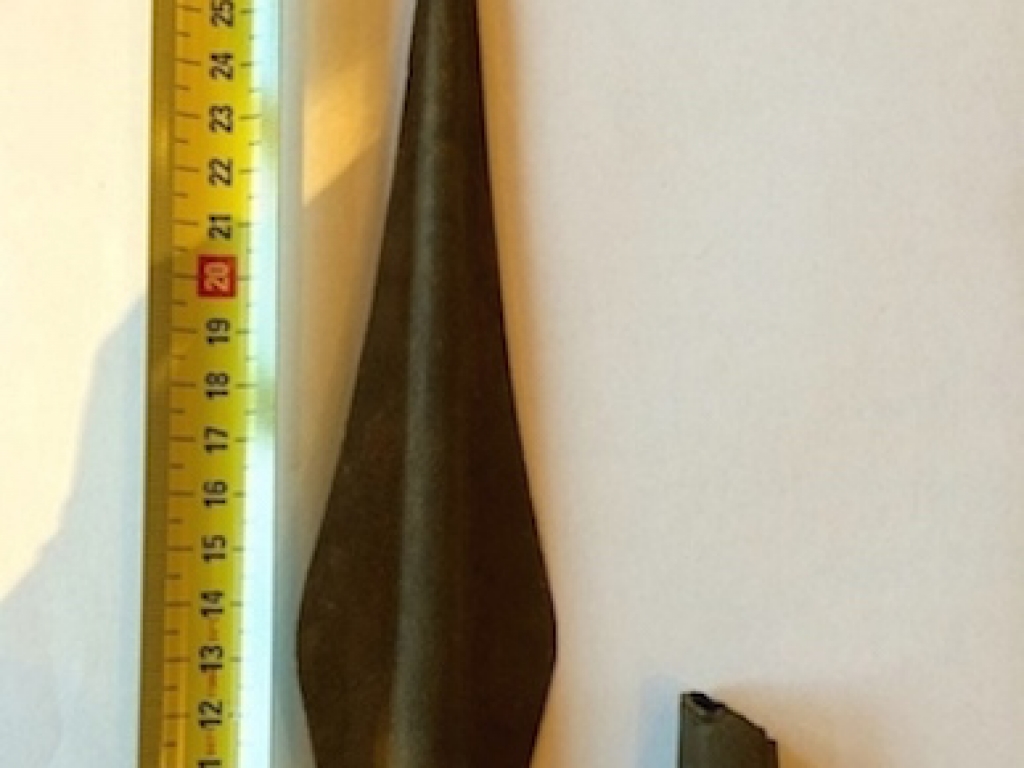 Bronzen Lanspunt, 29 cm lang